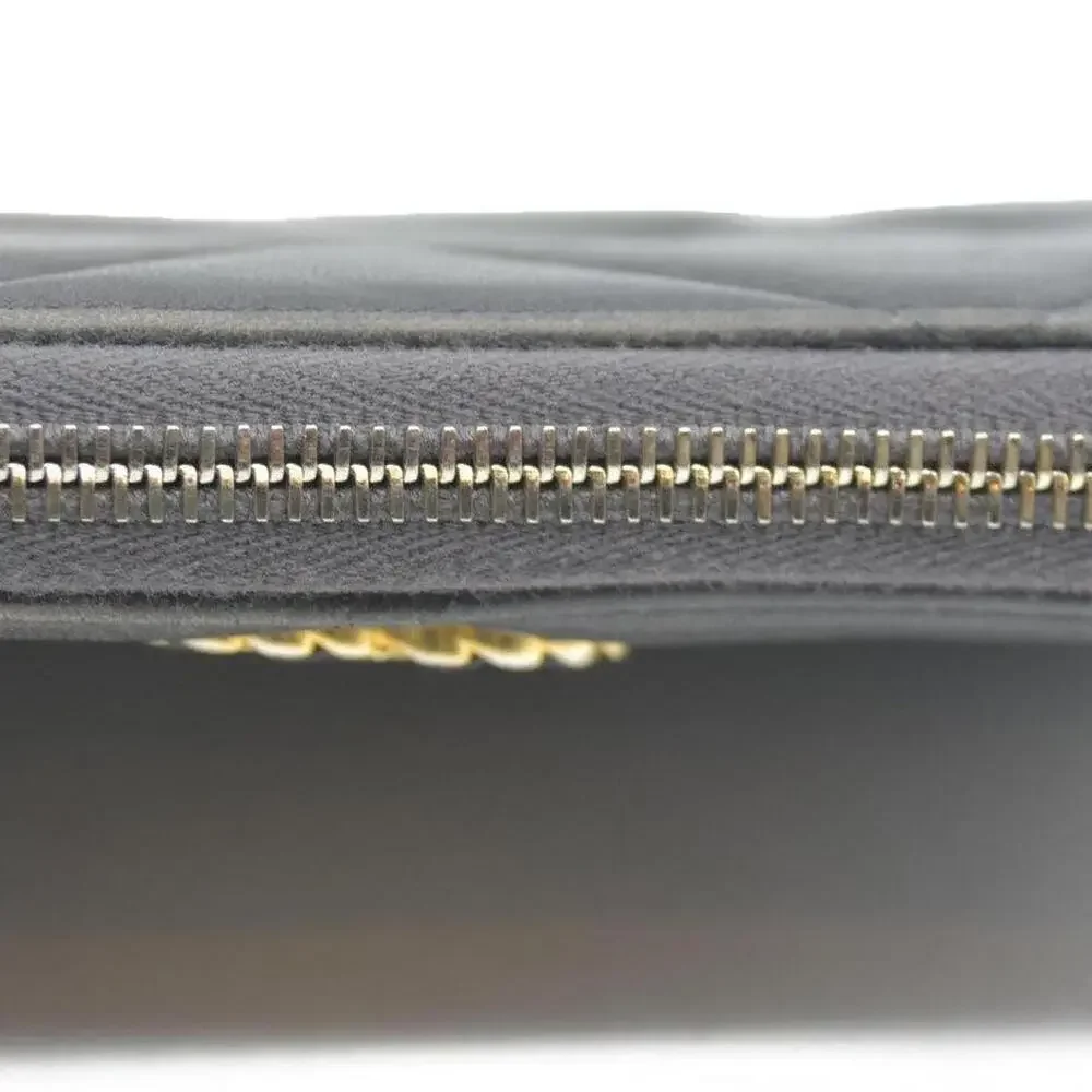 Chanel 2021 Interlocking CC Logo Continental Wallet